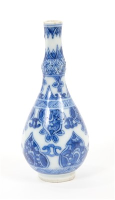 Lot 20 - 18th century Chinese miniature vase