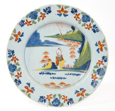 Lot 112 - 18th century Lambeth Delft tin glazed charger