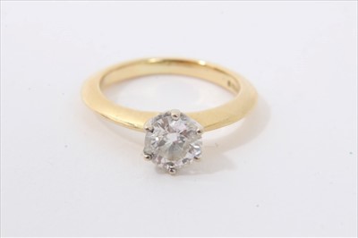 Lot 3263 - Gold 18ct diamond solitaire ring