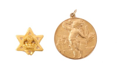 Lot 16 - Hungarian gold (9ct) medallion