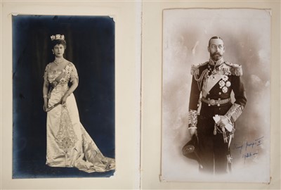 Lot 29 - An important 1940/1950s autographed photograph album belonging to Mr Ernest Bennett