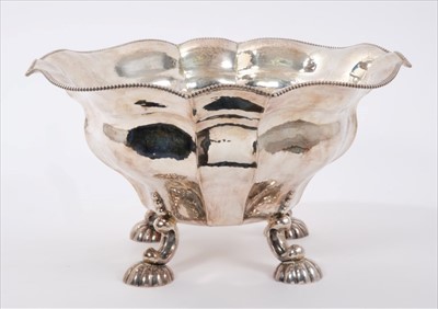 Lot 497 - Czechoslovakian silver 800 standard table centre bowl