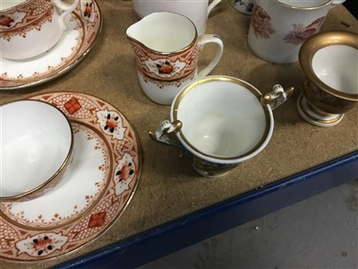 Lot 244 - Assorted late 18th/early 19th century English porcelain, to include various tea wares by Worcester, Spode, Minton, etc, and further items to include a tazza, basket, and campana vase. (29)