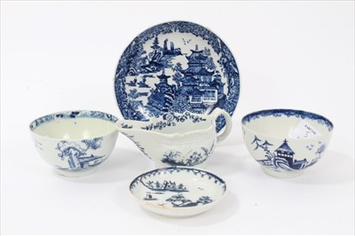 Lot 5 - Small collection of 18th century Lowestoft porcelain, including a butter boat painted with the Two Porter pattern, circa 1770. Also a Lowestoft printed saucer, circa 1790, a toy saucer, circa 1768,...