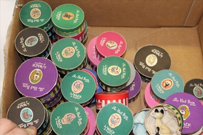 Lot 2203 - Selection of Wade The Hat Box Series figures including Lady and The Tramp, in original boxes (47)
