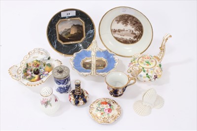Lot 24 - Collection of 18th and 19th century English porcelain, to include a Flight & Barr saucer with painted landscape scene on marbled ground, a further Flight & Barr saucer painted  en grisaille with a...