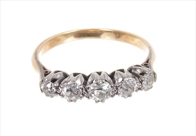 Lot 396 - Antique diamond five stone ring with original receipt dated 1919