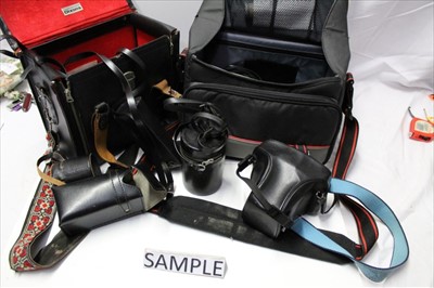 Lot 1801 - Quantity of cameras