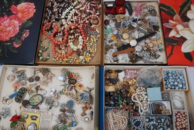 Lot 62 - Four vintage cardboard chocolate boxes containing costume jewellery