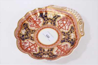 Lot 133 - Spode shell shaped dish, circa 1815, decorated in the Dollar pattern