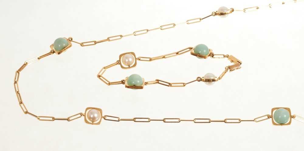 Lot 478 - 1970s French 18ct gold jade and cultured pearl necklace and matching bracelet by Jean Dinh Van (born 1927) circa 1971-1972