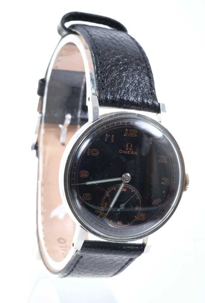 Lot 616 - 1940's gentlemen's Omega stainless steel wristwatch with black enamel dial, circa 1946