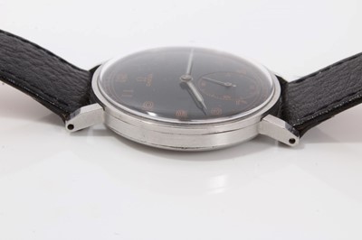 Lot 616 - 1940's gentlemen's Omega stainless steel wristwatch with black enamel dial, circa 1946