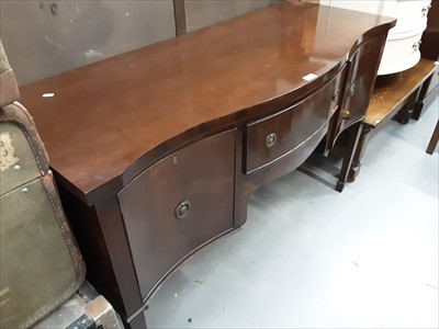 Lot 876 - Edwardian Georgian style mahogany serpentine fronted kneehole sideboard