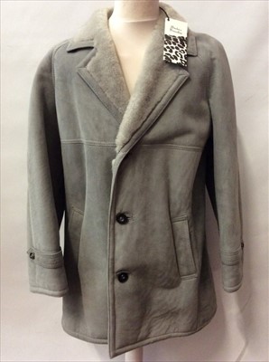 Lot 420 - Sacks & Brendlor grey sheepskin coat Gents size 40.