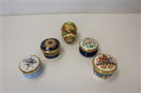 Lot 2054 - Halcyon Days enamel trinket box - The 1996...