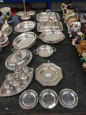 Lot 225 - Pair of silver plated entree dishes, silver plated egg cruet and other plated ware