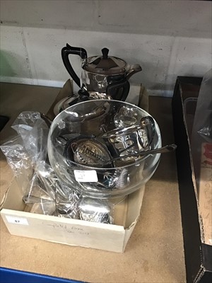 Lot 87 - Plated wares