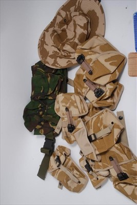 Lot 682 - Collection of various military camouflage uniform pouches and various accessories (1 box)