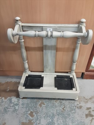Lot 1031 - Painted stick stand with turned supports