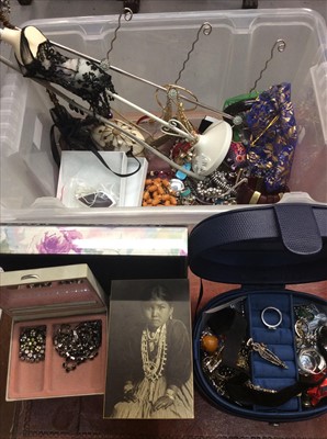 Lot 681 - Group costume jewellery and bijouterie