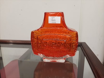 Lot 944 - Whitefriars Tangerine TV vase designed by Geoffrey Baxter