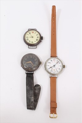 Lot 191 - Three vintage wristwatches