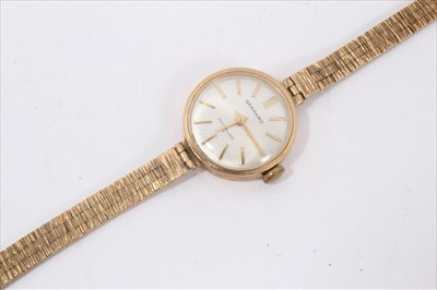 Lot 216 - Ladies Garrard 9ct gold cased wristwatch on 9ct gold textured bracelet