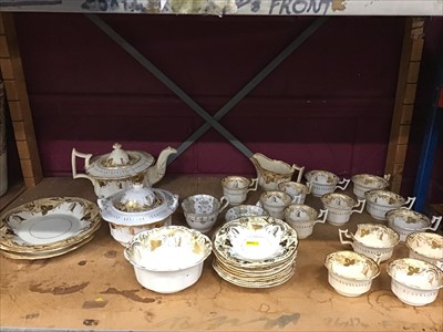 Lot 521 - Collection of early Victorian porcelain teawares