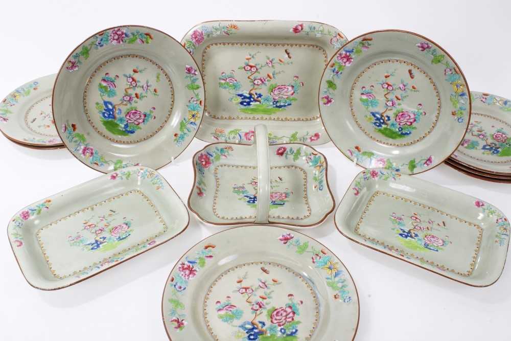 Lot 122 - A Spode pearlware basket, plates
