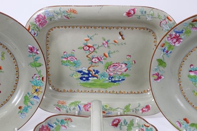 Lot 122 - A Spode pearlware basket, plates