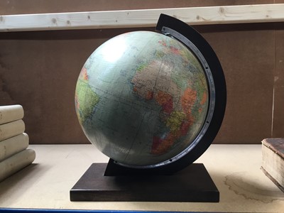 Lot 322 - 1940s/50s German table Globe