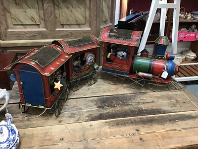 Lot 29 - A large tinplate train