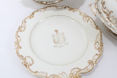 Lot 170 - Extensive collection of Chamberlains Worcester dinnerwares with gilt ornament and heraldic arms for the Mitchell family