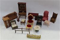 Lot 2860 - Dolls' house good quality furniture -...