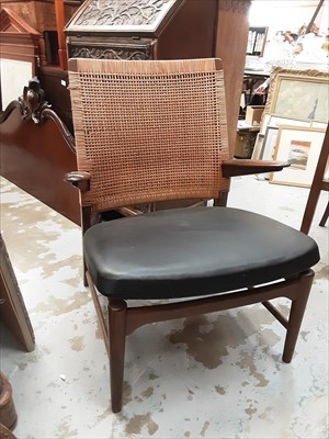 Lot 1004 - Stylish elbow chair with wicker back