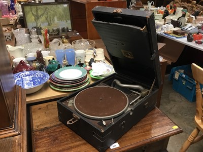 Lot 326 - 1930s HMV portable gramophone