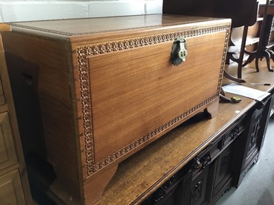 Lot 89 - Camphor wood trunk