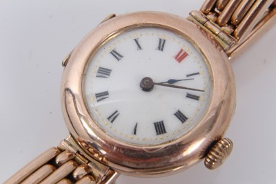 Lot 561 - Edwardian ladies 9ct rose gold wristwatch