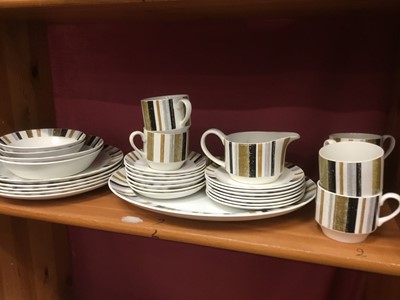Lot 133 - Service of retro Midwinter teawares