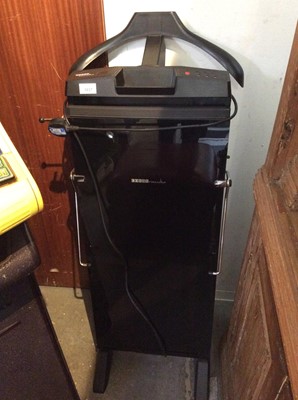 Lot 1037 - Corby Executive Trouser Press