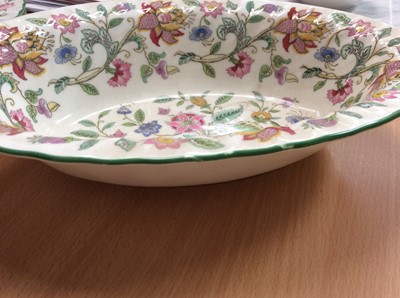 Lot 101 - Extensive Minton Haddon Hall dinner and tea service - six place setting with tureens