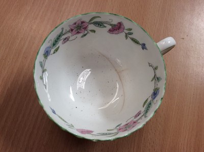 Lot 86 - Extensive Minton Haddon Hall dinner and teaware -approx 100 pieces