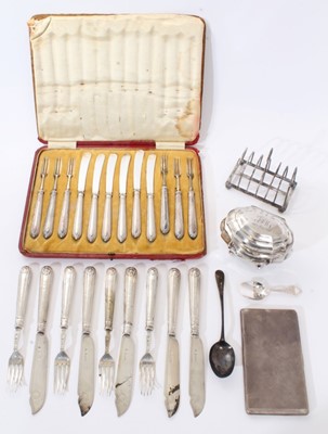 Lot 241 - Selection of early 2oth century silver.