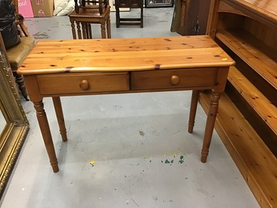 Lot 924 - Pine side table with two drawers, pine telephone table and pine nest of tables (3)