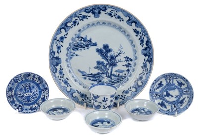 Lot 10 - Group of Chinese blue and white porcelain