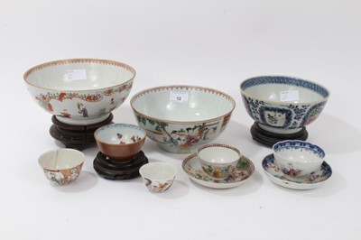 Lot 12 - Group of 18th century Chinese porcelain