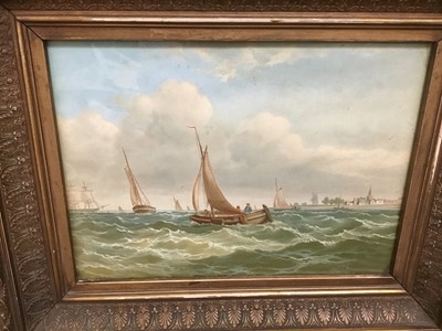 Lot 284 - Collection of pictures and prints