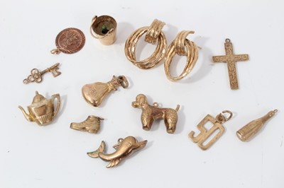 Lot 26 - Group of eleven 9ct gold novelty charms and pair 9ct gold stylised hoop earrings