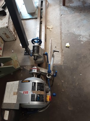 Lot 607 - Fox electric lathe model no F46-719
